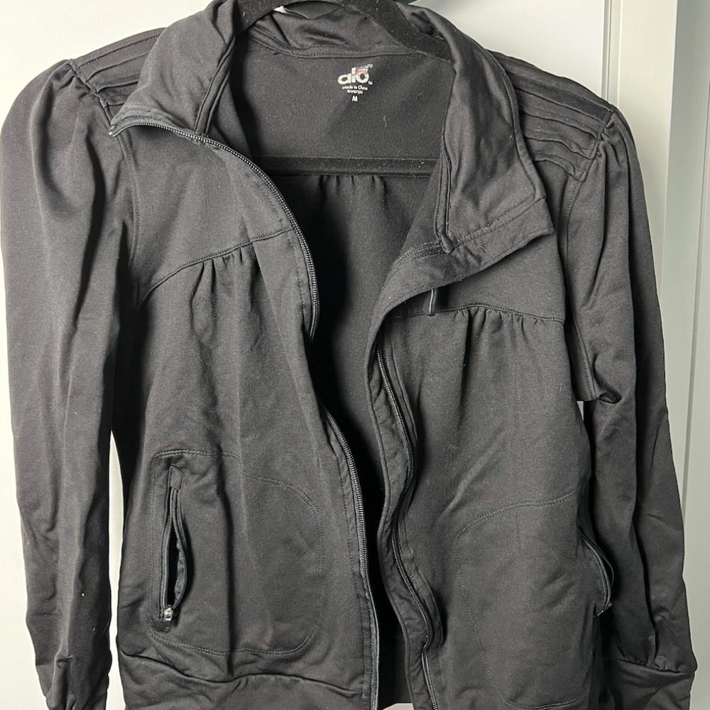 ALO yoga black zip-up jacket